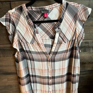Cute plaid blouse